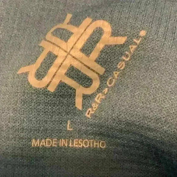 R&R Casual Men's Shirt Size Large Short Sleeves Half Front Zip Polo Top - Picture 6 of 7